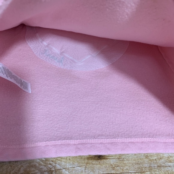 Girls pink sweatshirt by Carter’s. Size 7 - Picture 6 of 7